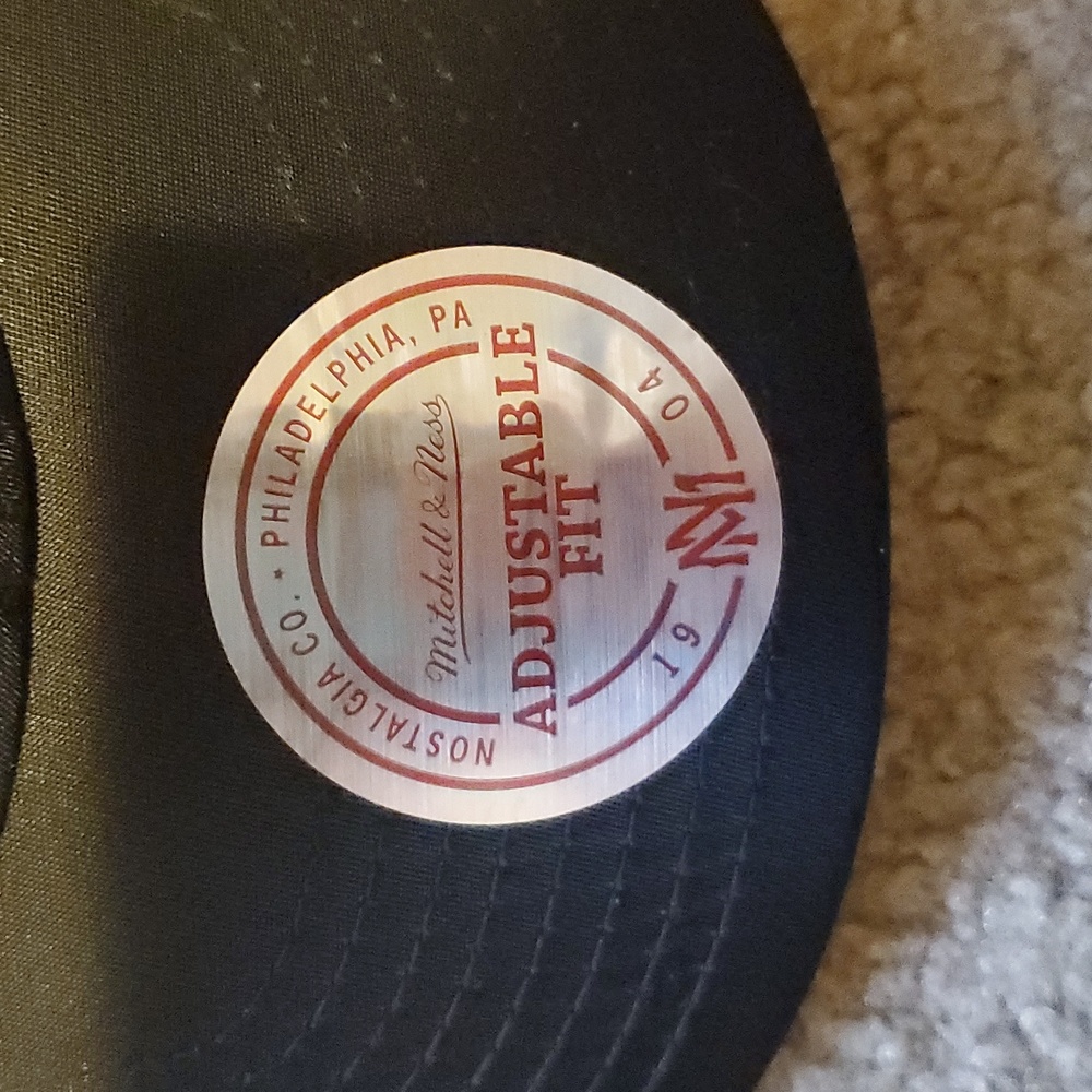 Mitchell & Ness Flight Pattern Nylon Strapback Hat - Picture 2 of 9